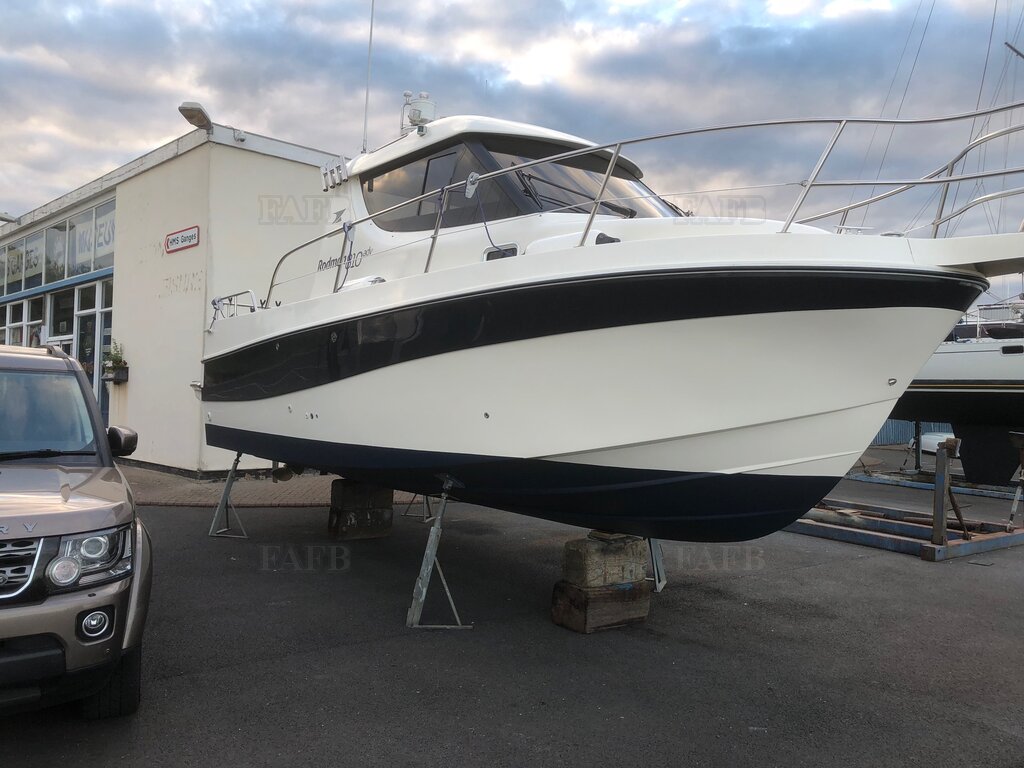 Rodman 810 Advantage